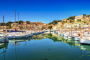 spain-mallorca-harbour