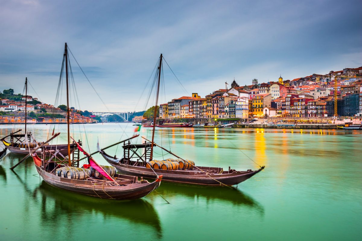 non-habitual resident, boat scene Porto, Portugal