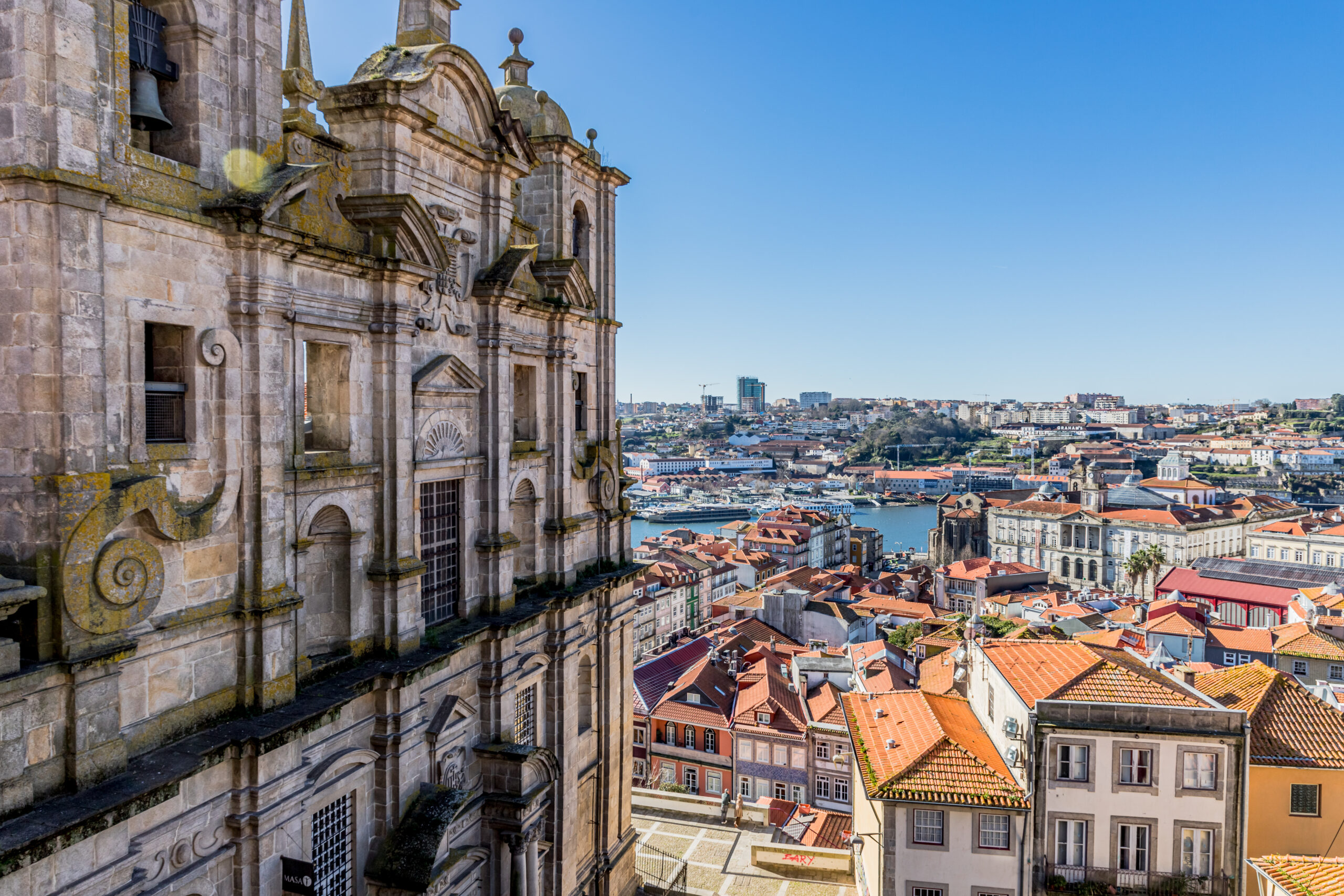 UK tax expats in Portugal